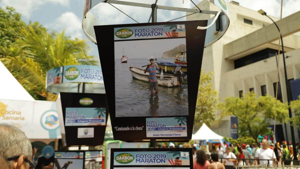 Nuevamente la Fotomaratón tiene encantados a los samarios y turistas que disfrutan de la Fiesta del Mar 2019