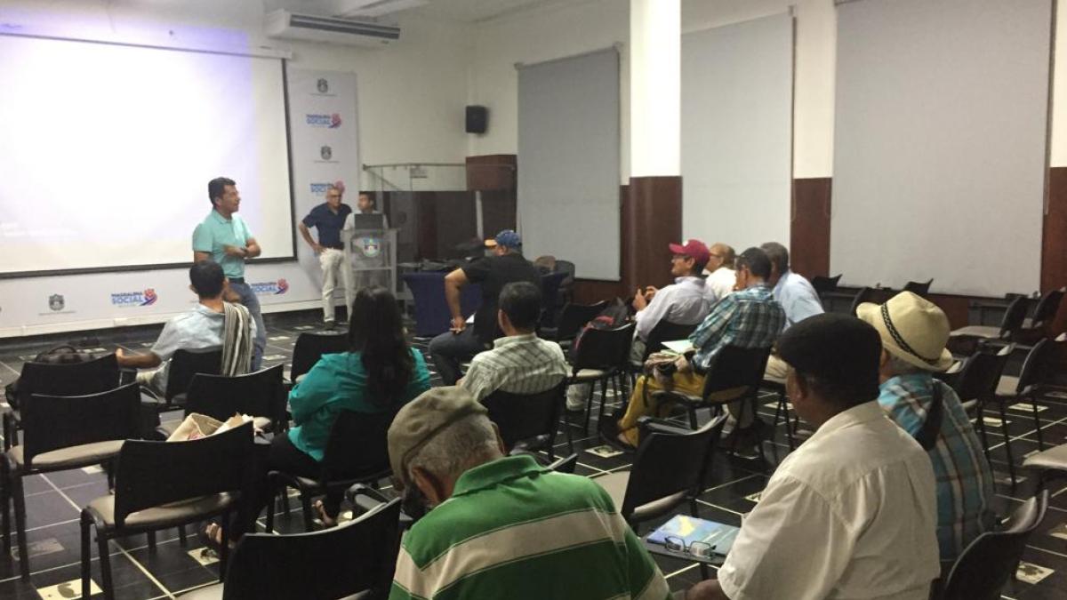 La Alcaldía del Cambio ofrece capacitación a productores agropecuarios y pobladores rurales