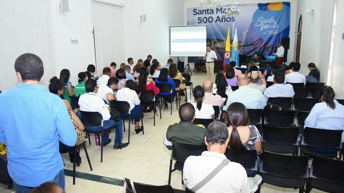 Distrito presenta Plan de Atención para doce poblaciones vulnerables