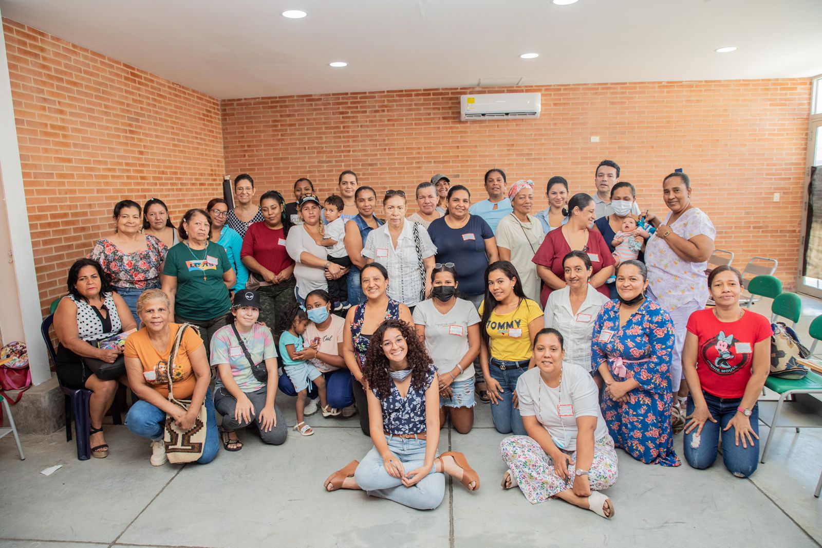 60 adultos iniciaron formación en emprendimiento a través de EFAC 60 adultos iniciaron formación en emprendimiento a través de EFAC