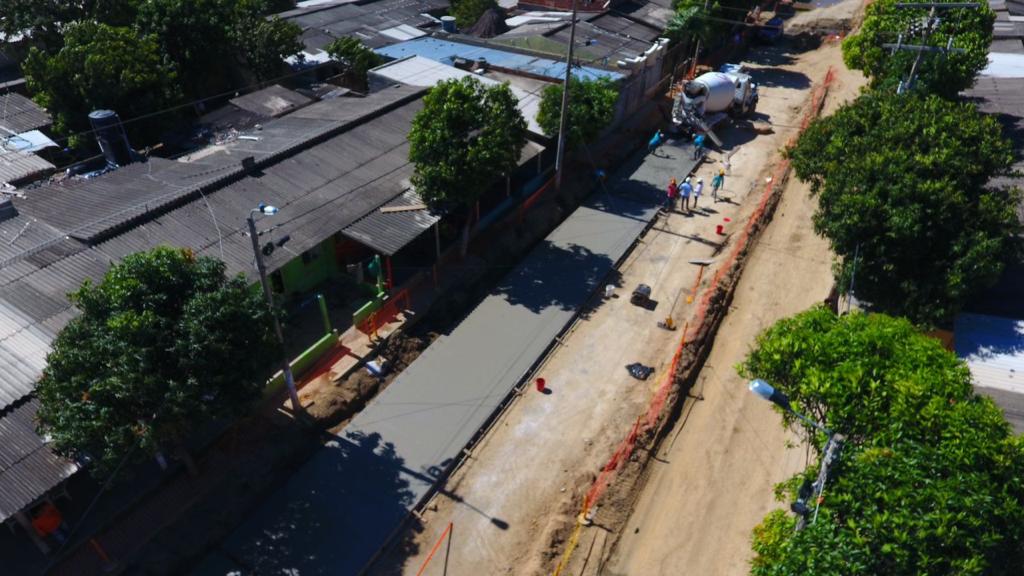 Alcaldía trabaja en la recuperación de 15.755 m2 de vía en Timayuí, 11 de Noviembre y Gaira