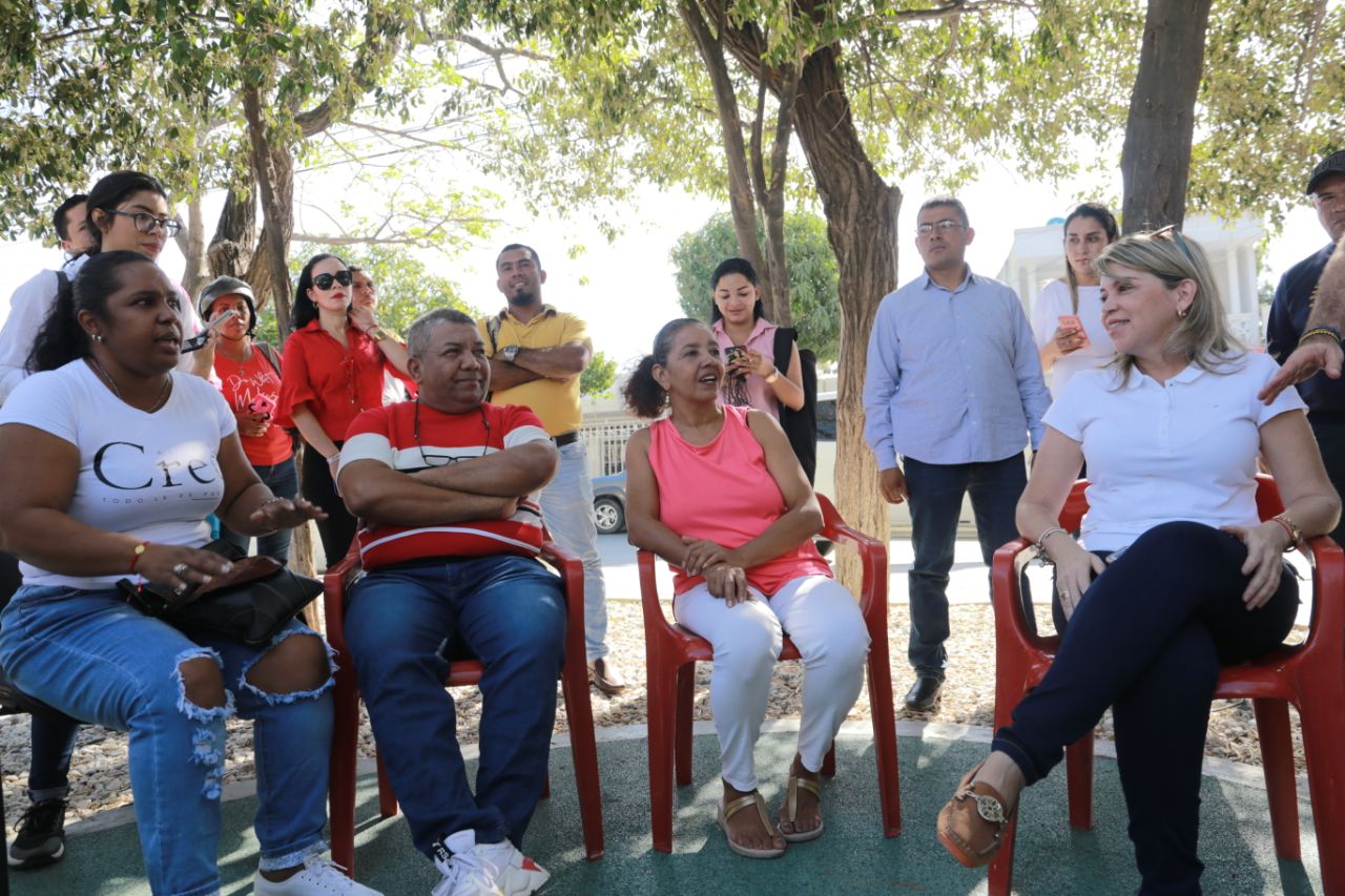 Virna escuchó a habitantes de Manzanares y San Pablo y socializó proyectos que solucionarán la problemática del agua