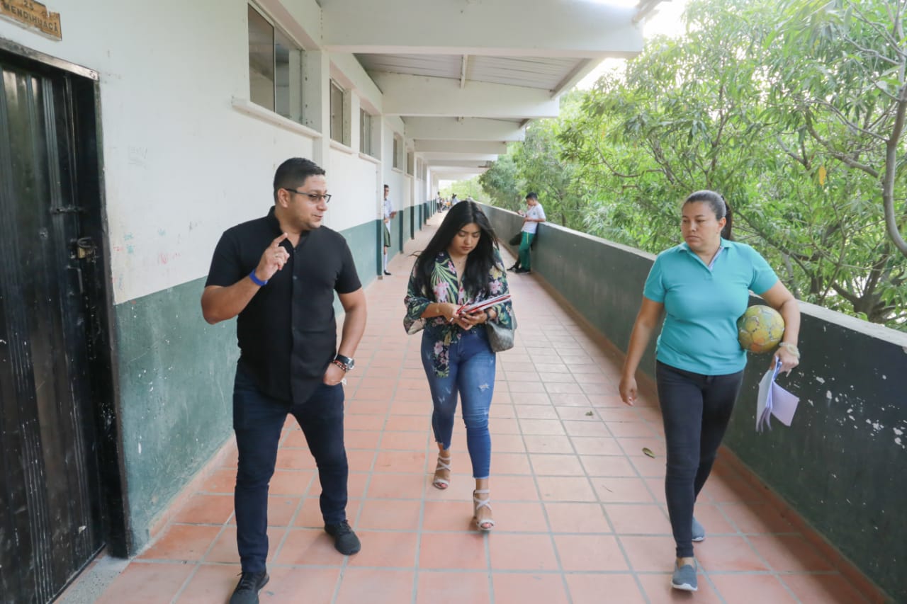SETP visita instituciones educativas donde se dictarán las capacitaciones a los conductores del Transporte Público Colectivo SETP visita instituciones educativas donde se dictarán las capacitaciones a los conductores del Transporte Público Colectivo