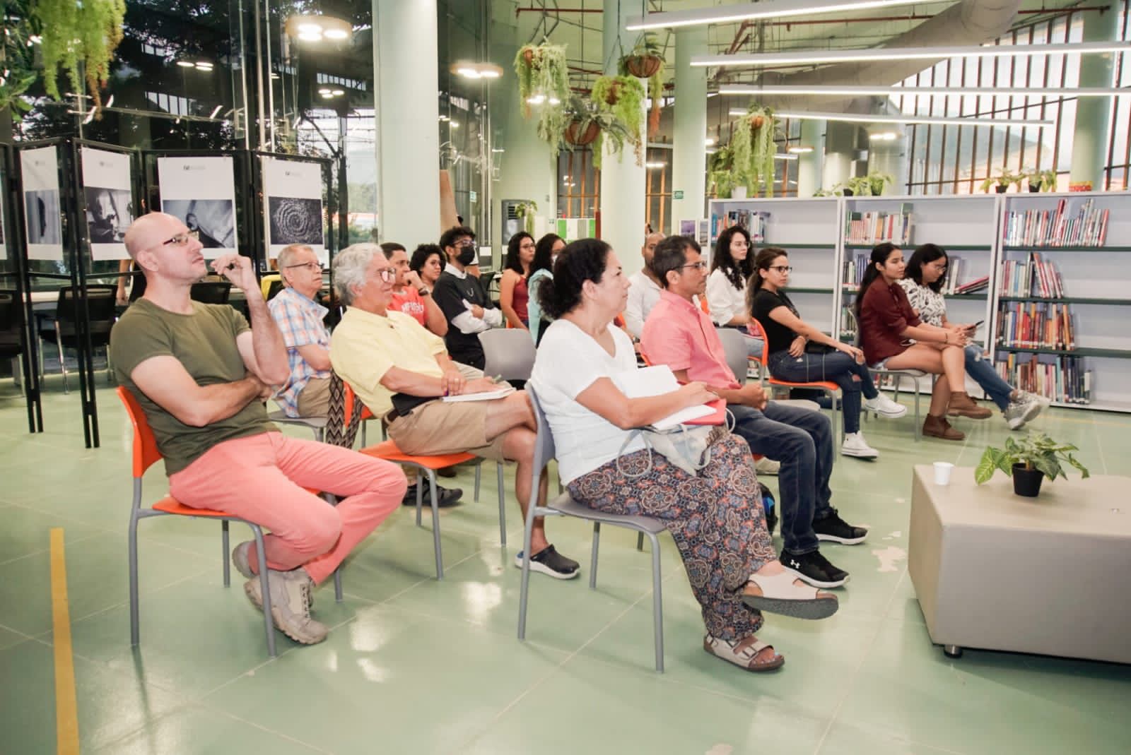Alcaldía habilita curso de Alfabetización Inclusiva en Lenguaje de Señas