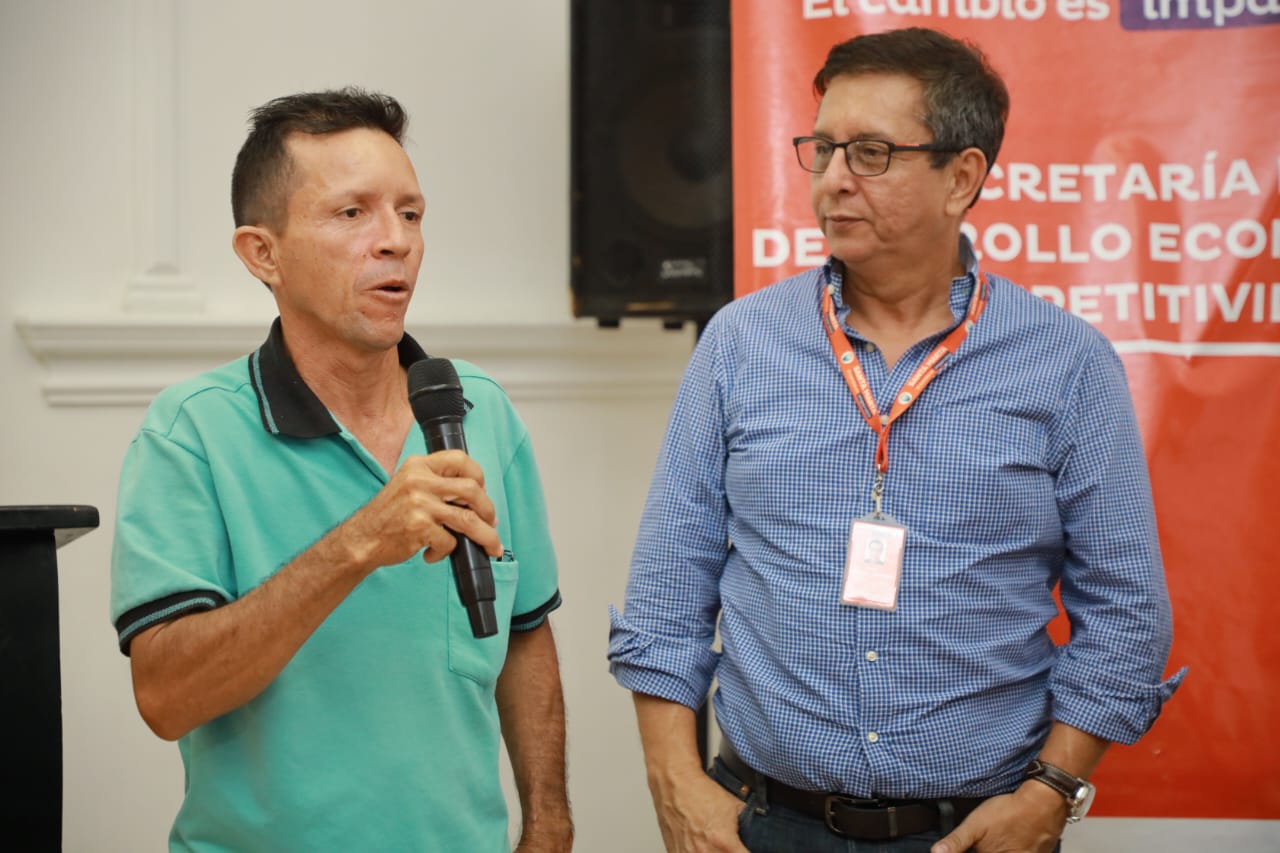 Alcaldía y SENA certificaron en atención y servicio al cliente a operadores turísticos de El Rodadero